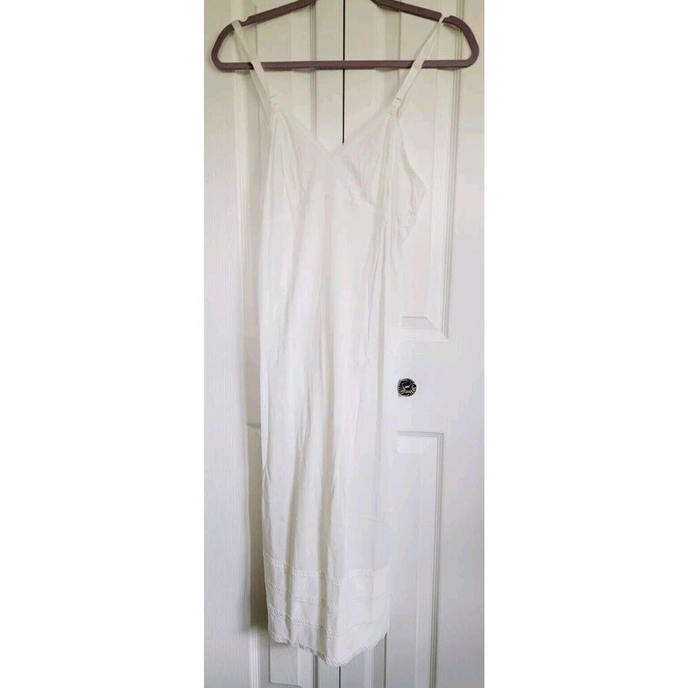 Vintage Lorraine Full Slip Dress Women's Nylon Lace White‎ Size 34 Tall USA